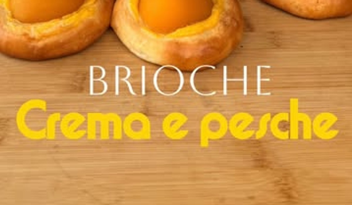Brioche con crema e pesche